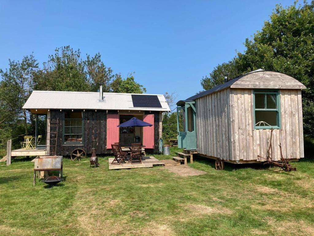 Sky View Shepherd's Huts With Woodburning Hot Tub * Redruth